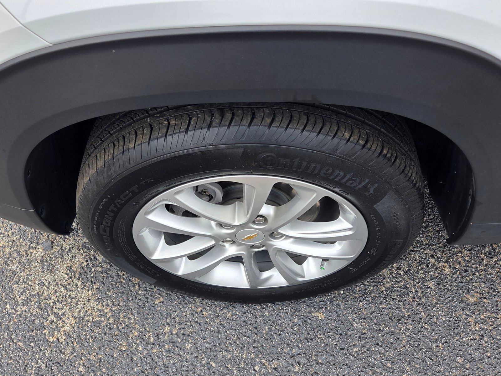 Used 2024 Chevrolet TrailBlazer LS w/ LS Convenience Package FWD image 17