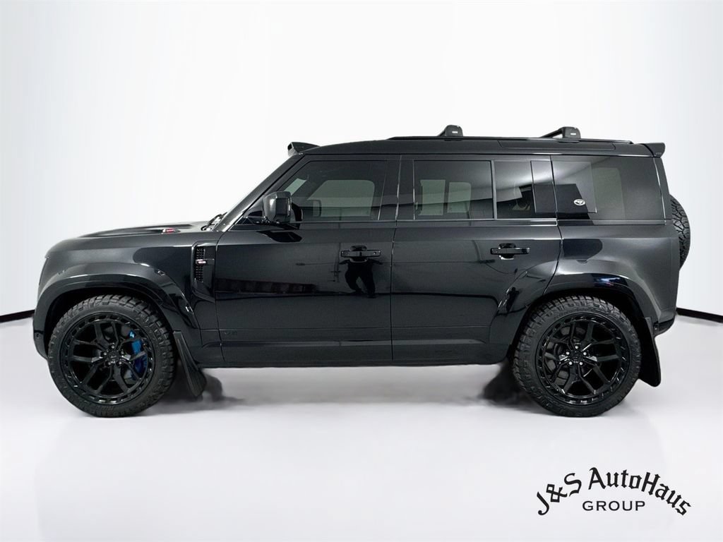Used 2022 Land Rover Defender 110 V8 AWD/4WD image 4