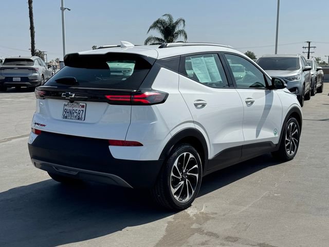 Certified 2023 Chevrolet Bolt EUV LT w/ Convenience Package image 6