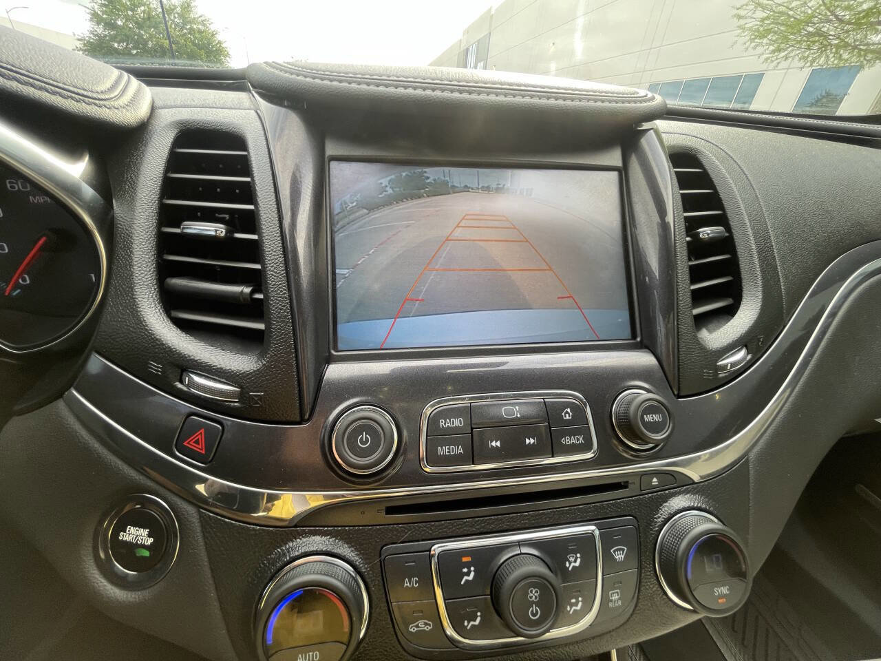 Used 2017 Chevrolet Impala Premier w/ Enhanced Convenience Package image 9