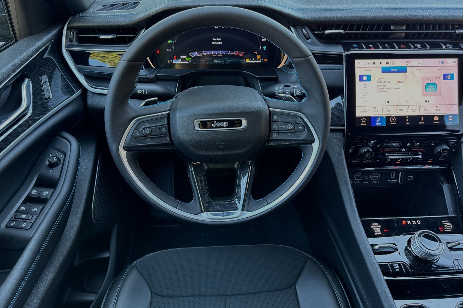 New 2023 Jeep Grand Cherokee Trailhawk image 13