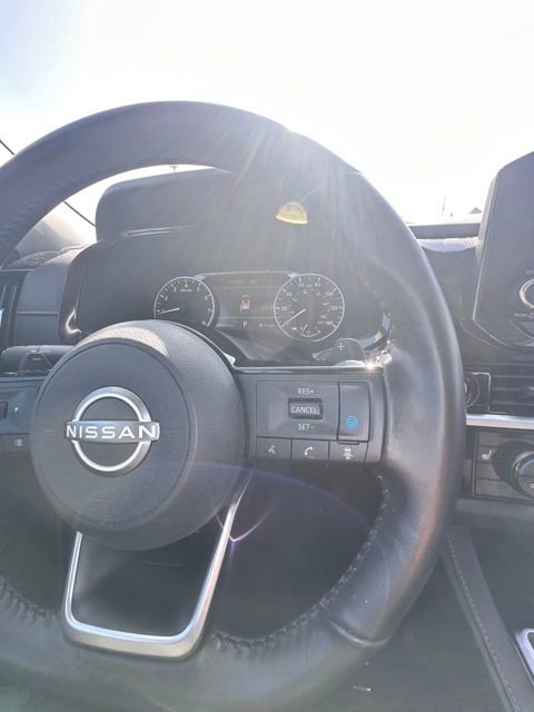 Certified 2022 Nissan Pathfinder SV w/ SV Premium Package image 17