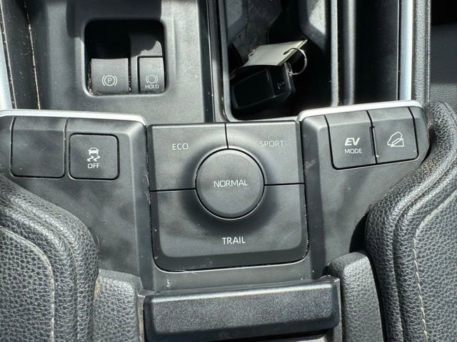 Used 2024 Toyota Grand Highlander XLE image 29