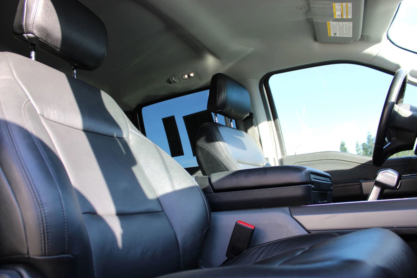 Used 2023 Ford F150 Lightning XLT image 25