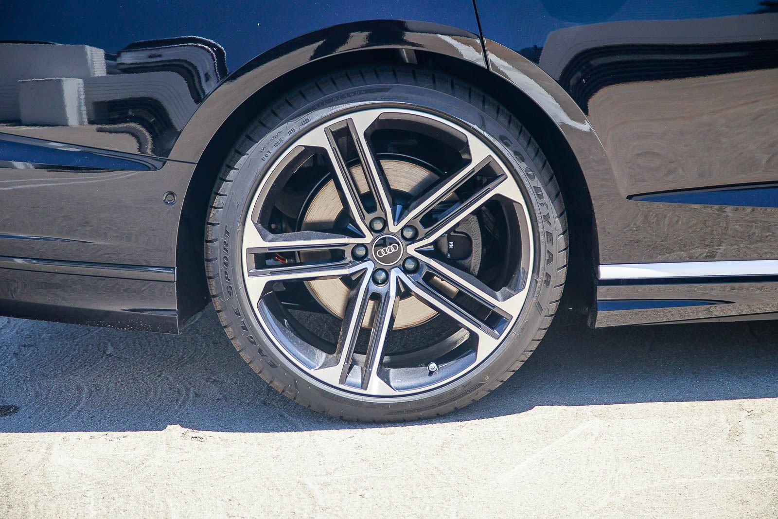 New 2026 Audi A8 L 3.0T AWD/4WD image 8