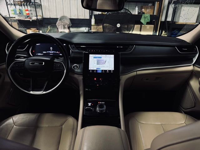 Used 2022 Jeep Grand Cherokee L Limited image 28