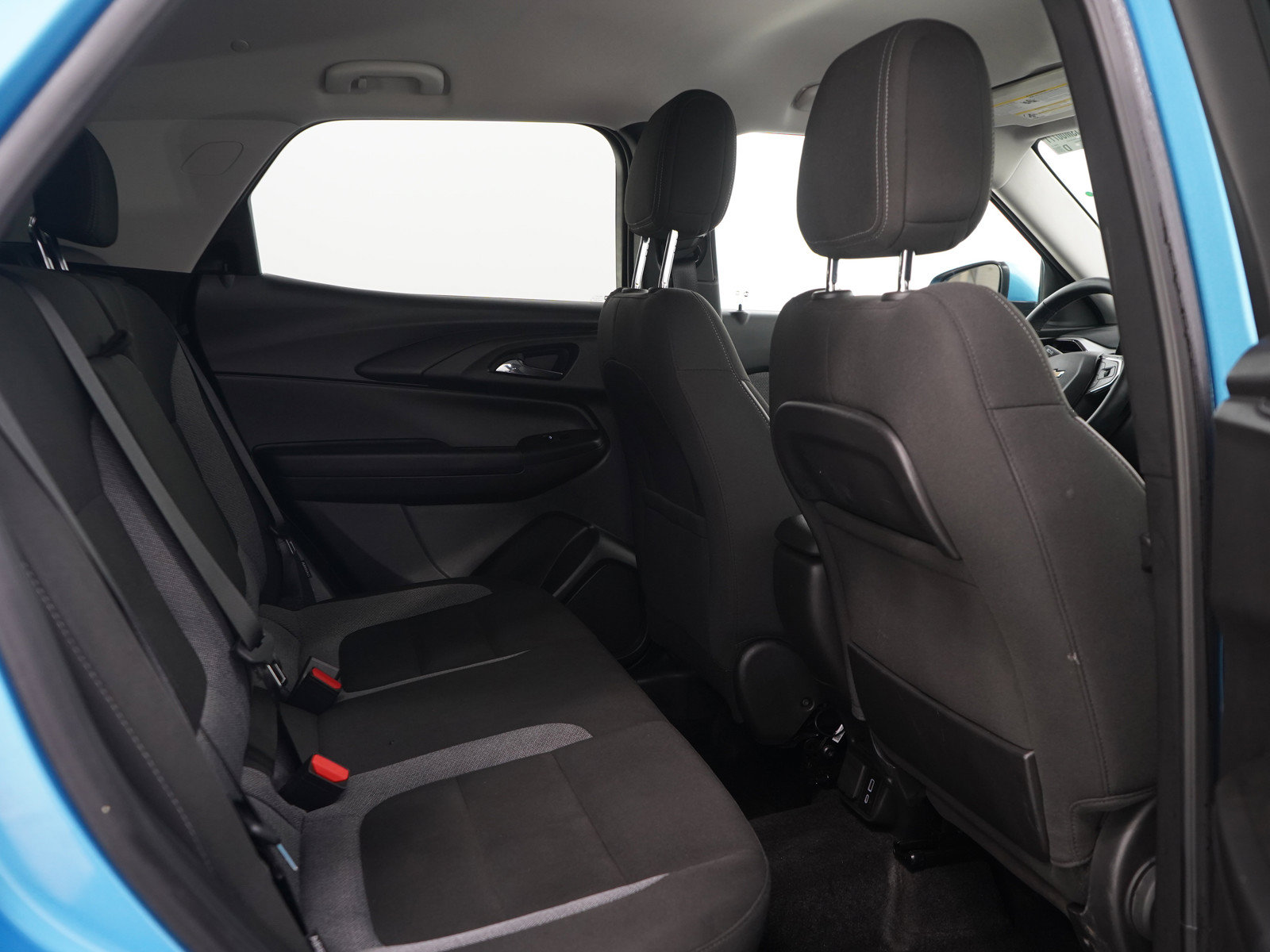 Used 2025 Chevrolet TrailBlazer LT w/ Convenience Package AWD/4WD image 14