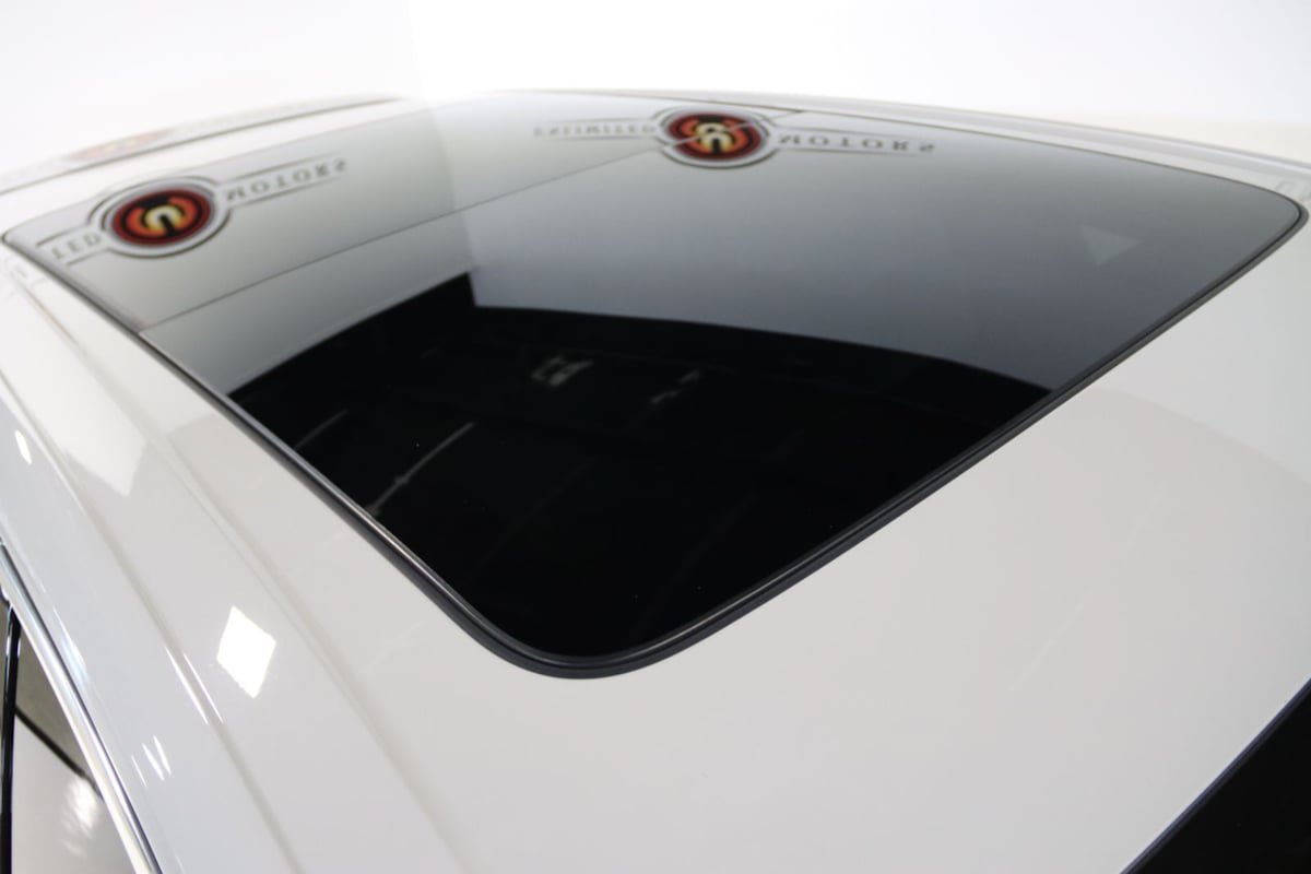 Used 2020 Porsche Cayenne Turbo AWD/4WD image 87