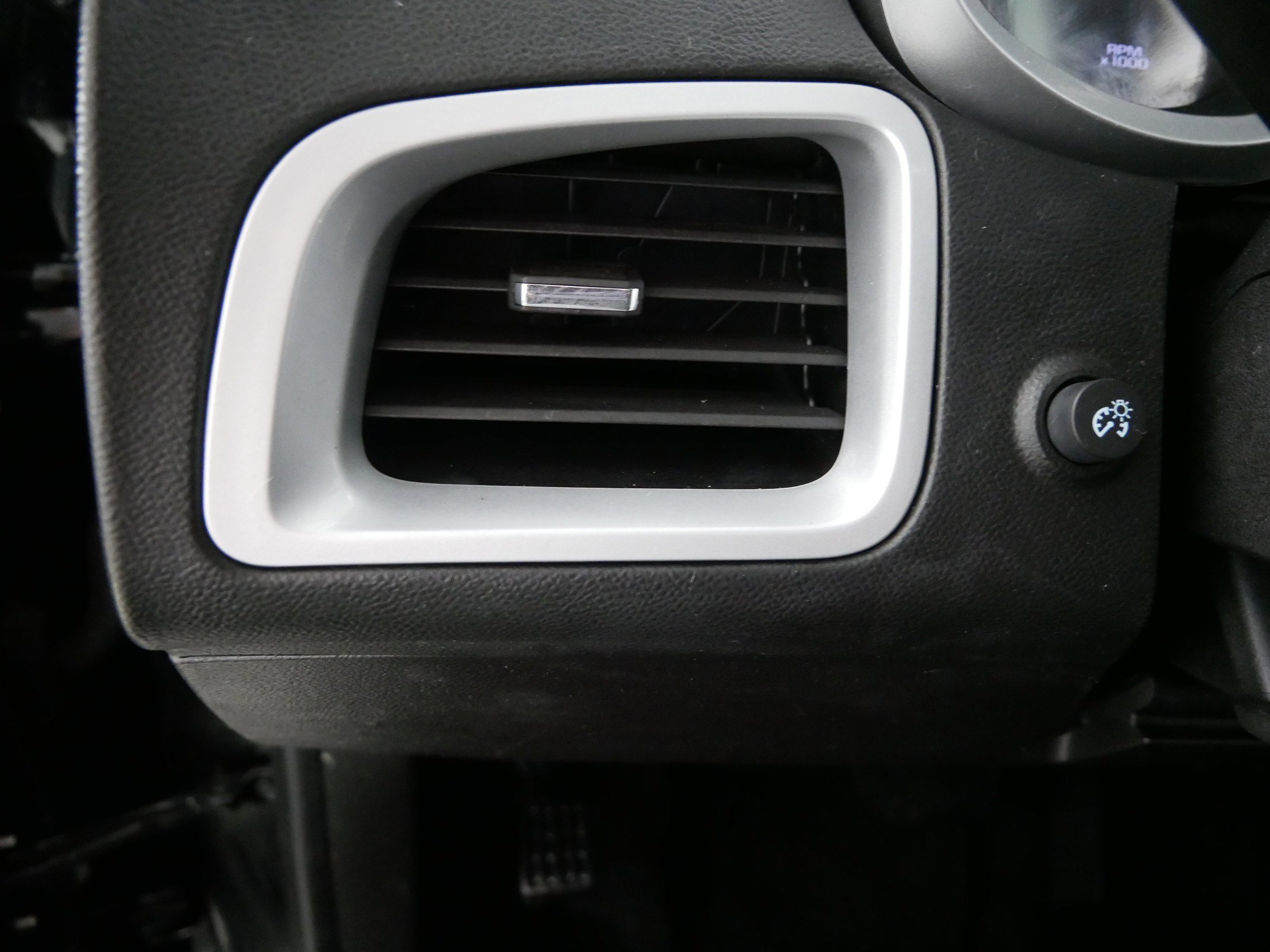 Used 2017 Chevrolet Equinox LT w/ Convenience Package AWD/4WD image 26