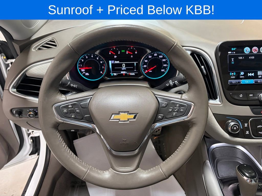 Used 2017 Chevrolet Malibu LT image 14