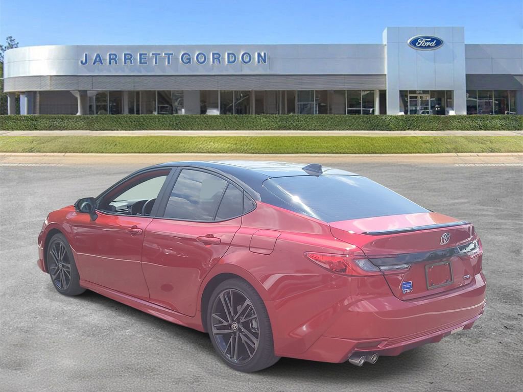 Used 2025 Toyota Camry XSE image 3