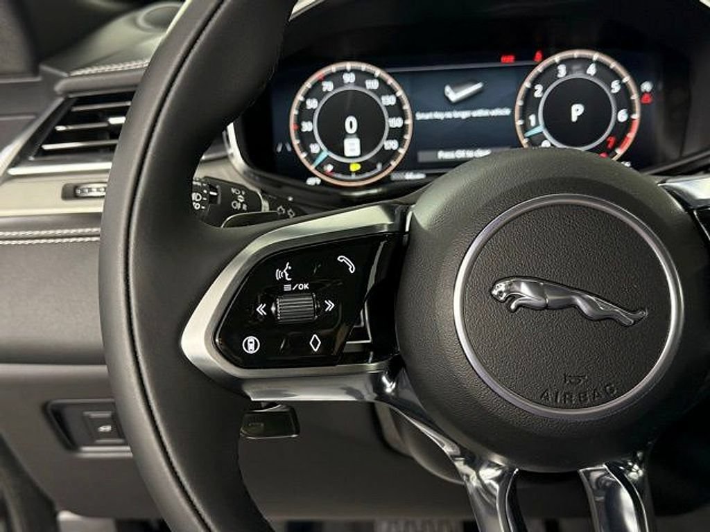 New 2026 Jaguar F-PACE R-Dynamic S AWD/4WD image 38