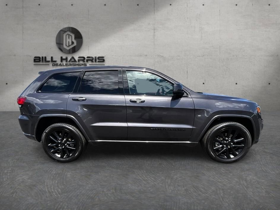 Used 2021 Jeep Grand Cherokee Laredo X image 5