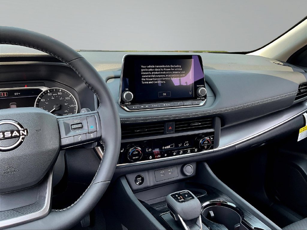 New 2026 Nissan Rogue Dark Armor AWD/4WD image 6