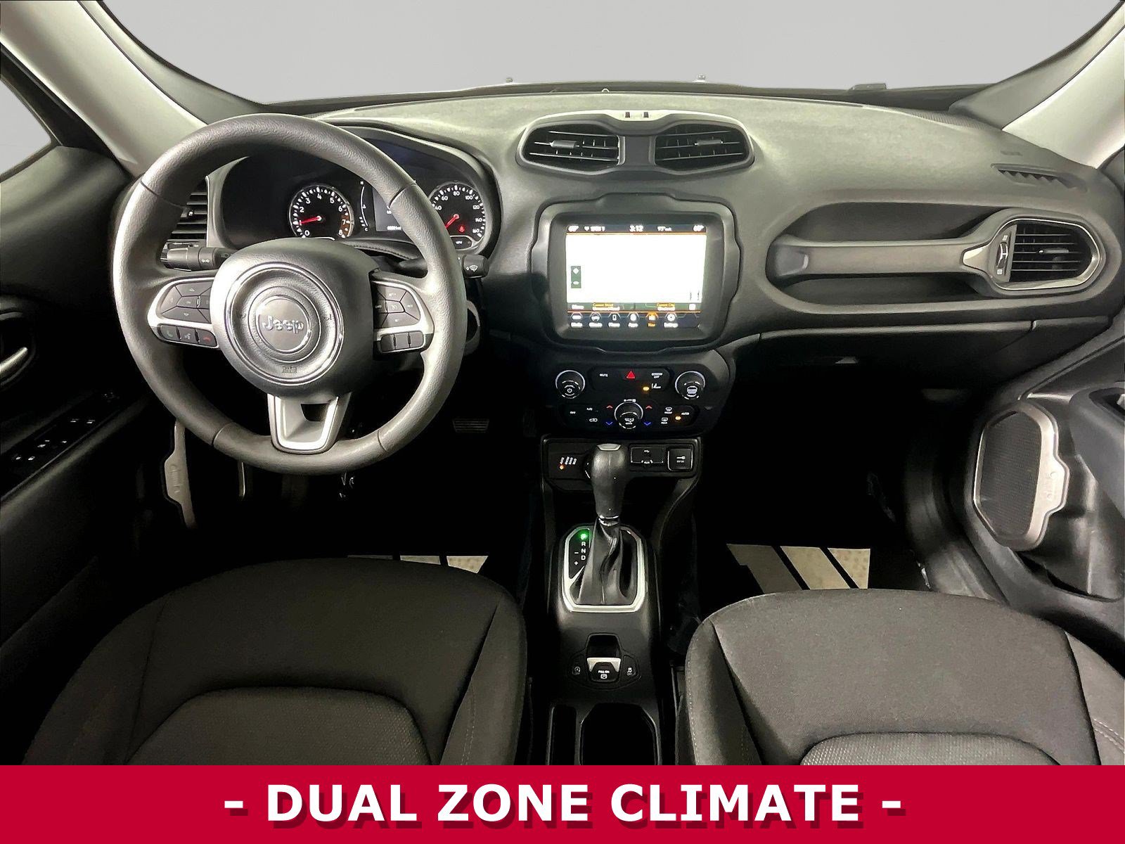 Used 2023 Jeep Renegade Latitude AWD/4WD image 7