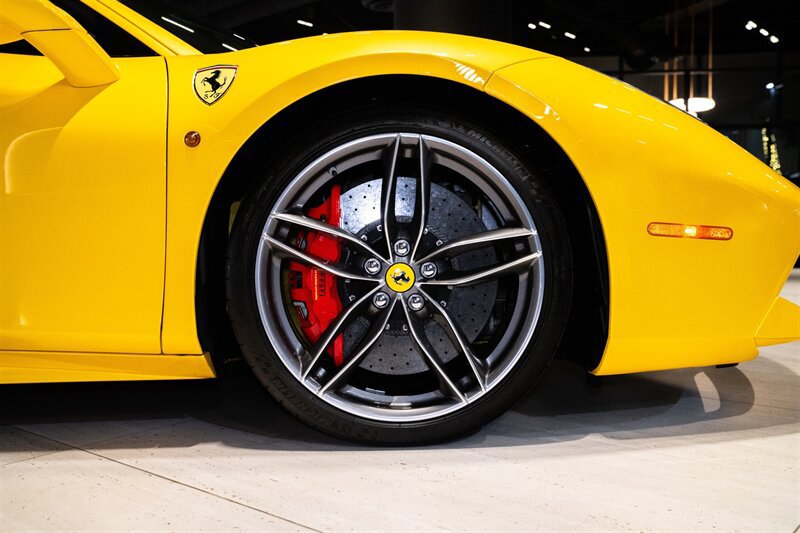 Used 2016 Ferrari 488 GTB RWD image 26