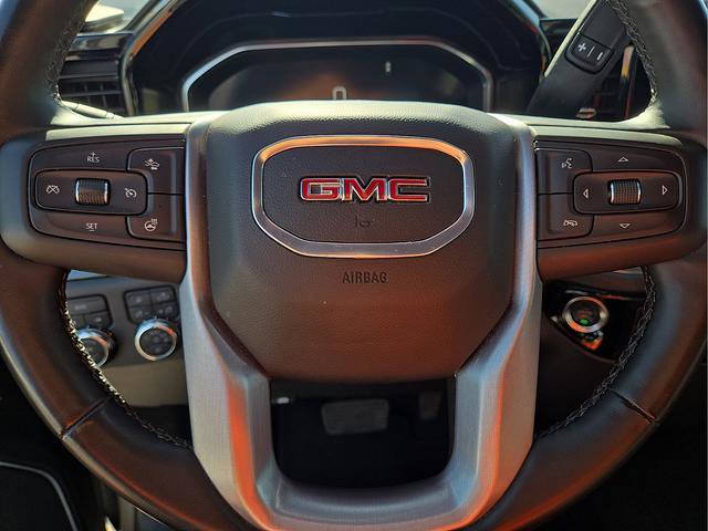 Used 2025 GMC Sierra 1500 SLT AWD/4WD image 31