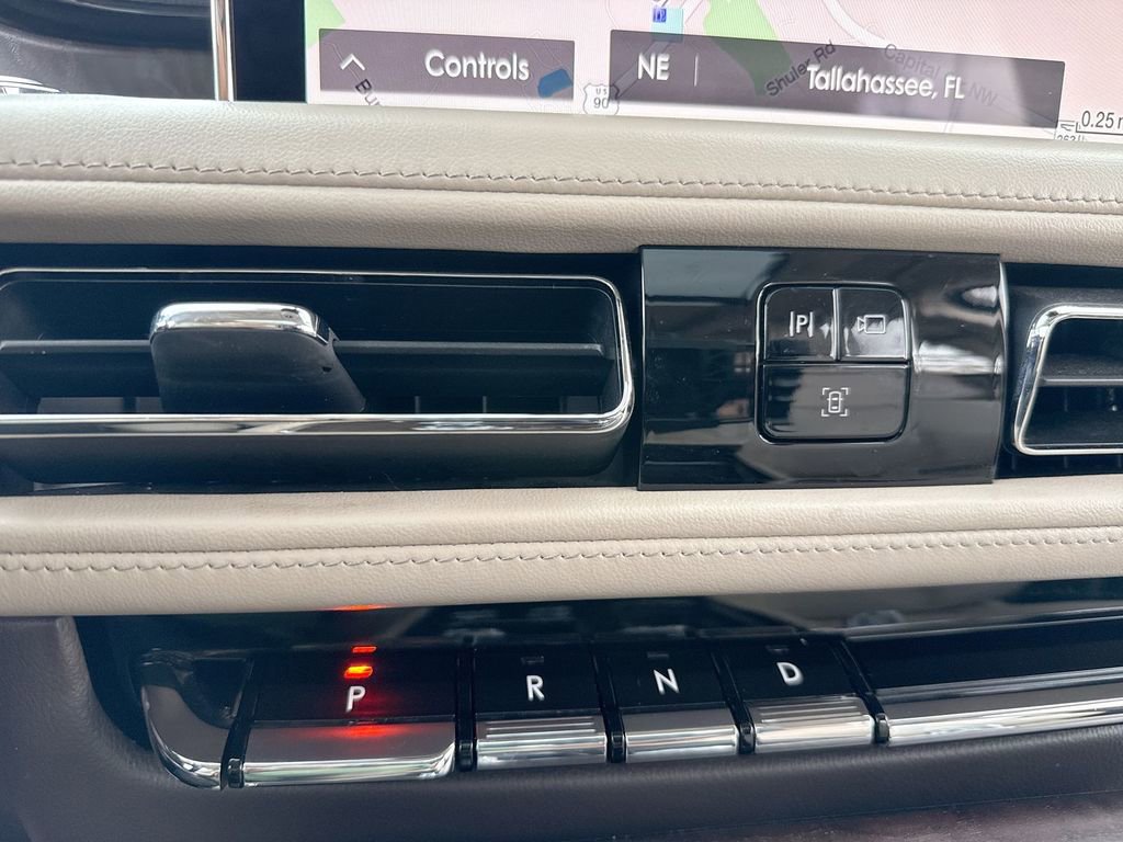 Used 2022 Lincoln Aviator Reserve w/ Equipment Group 201A image 15