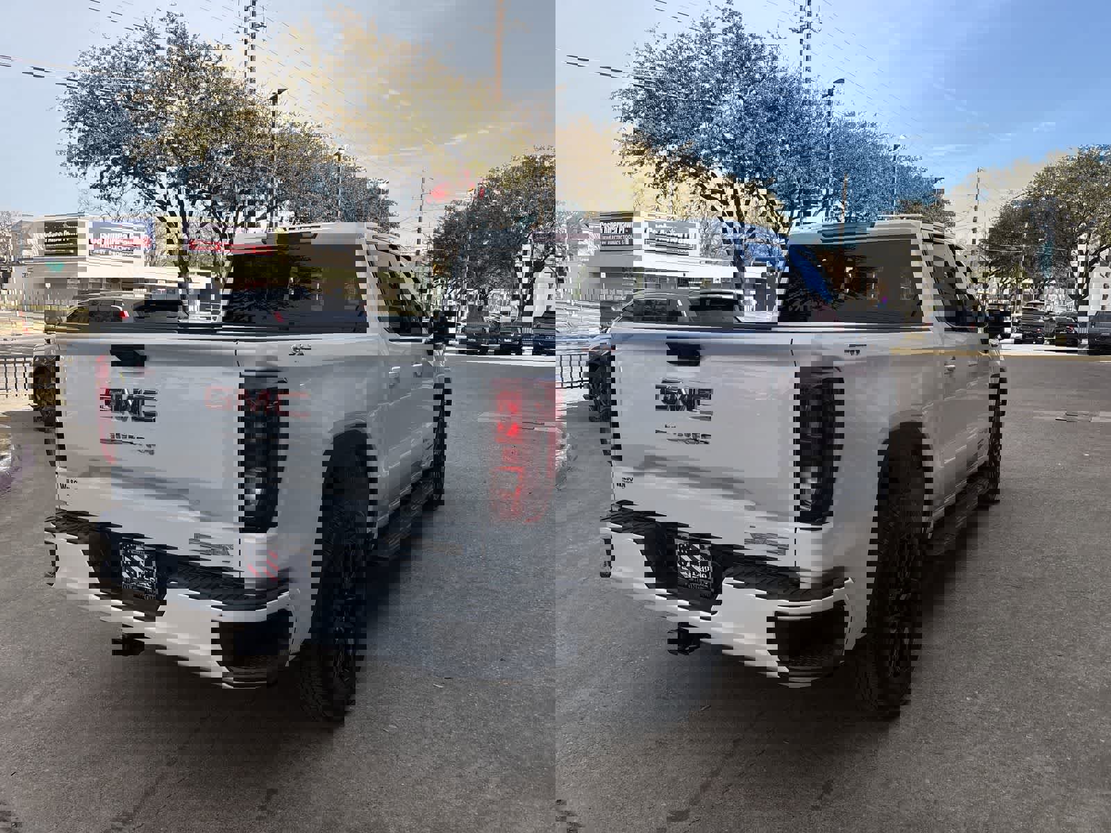 Used 2025 GMC Sierra 1500 Elevation image 34