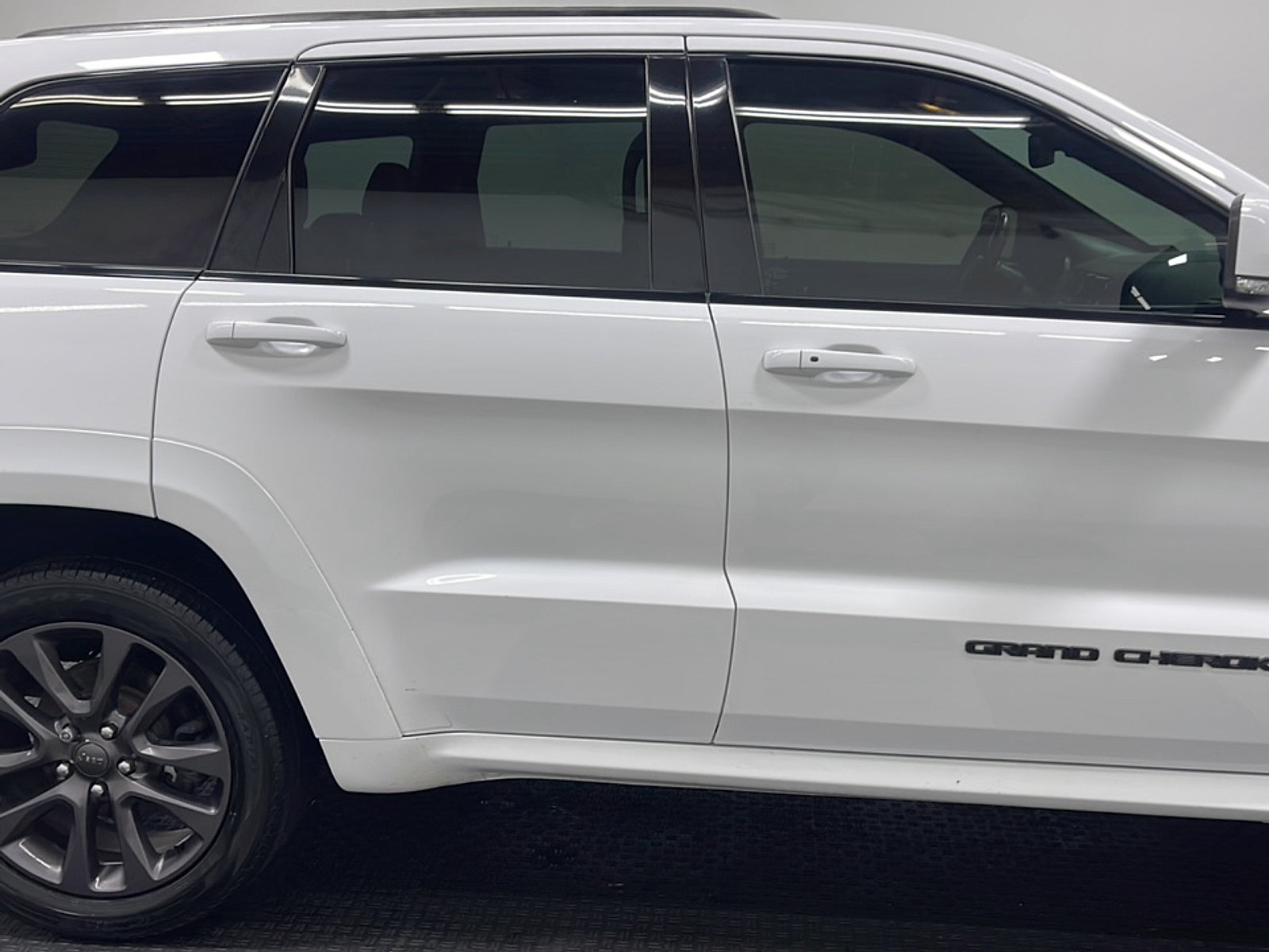 Used 2019 Jeep Grand Cherokee High Altitude AWD/4WD image 21
