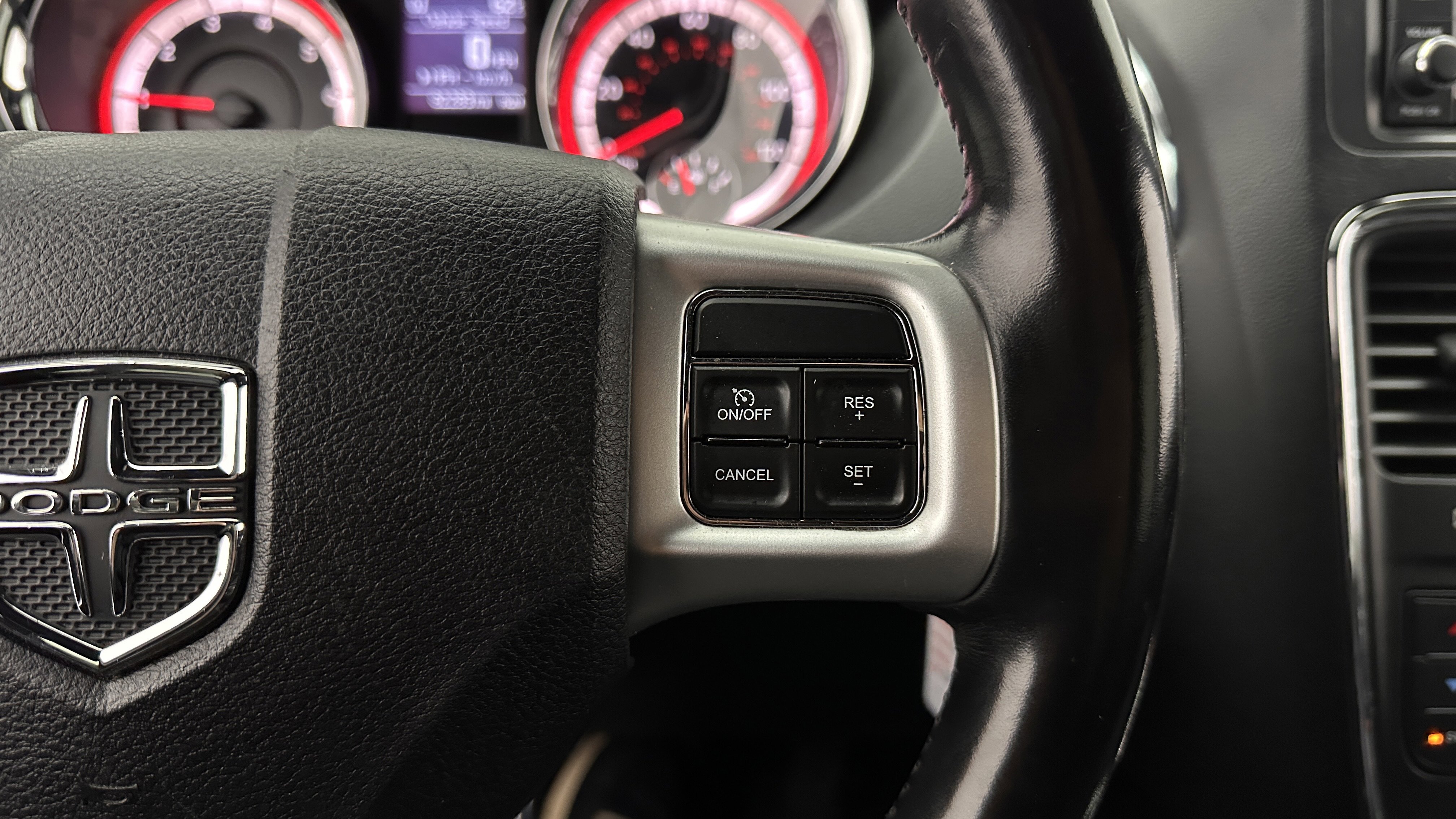 Used 2019 Dodge Grand Caravan GT image 28