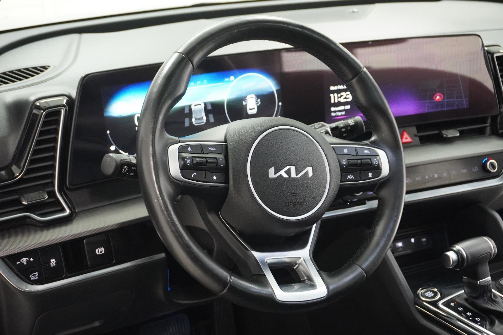 Used 2023 Kia Sportage SX image 17