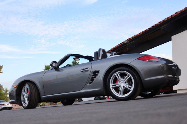 Used 2010 Porsche Boxster S RWD image 18
