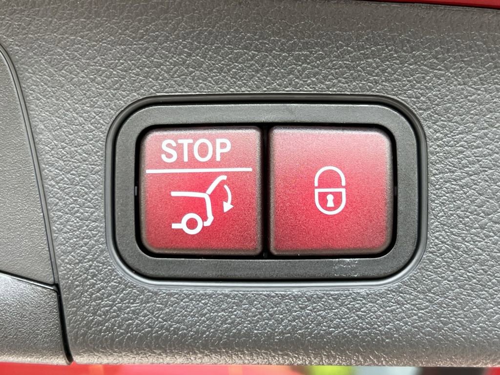 Certified 2026 Mercedes-Benz GLA 250 4MATIC image 25