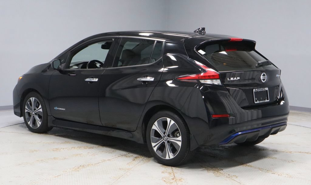 Certified 2018 Nissan Leaf SL w/ SL Technology Package FWD image 9