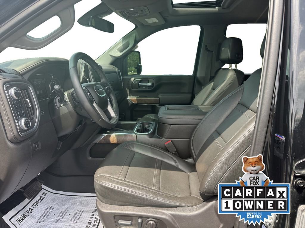 Used 2022 GMC Sierra 3500 Denali AWD/4WD image 11