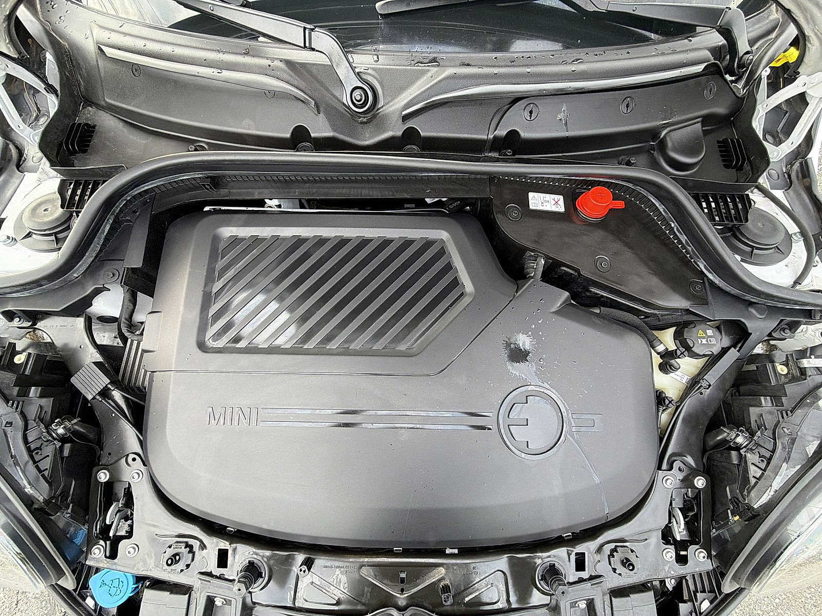 Used 2024 MINI Cooper SE FWD image 17