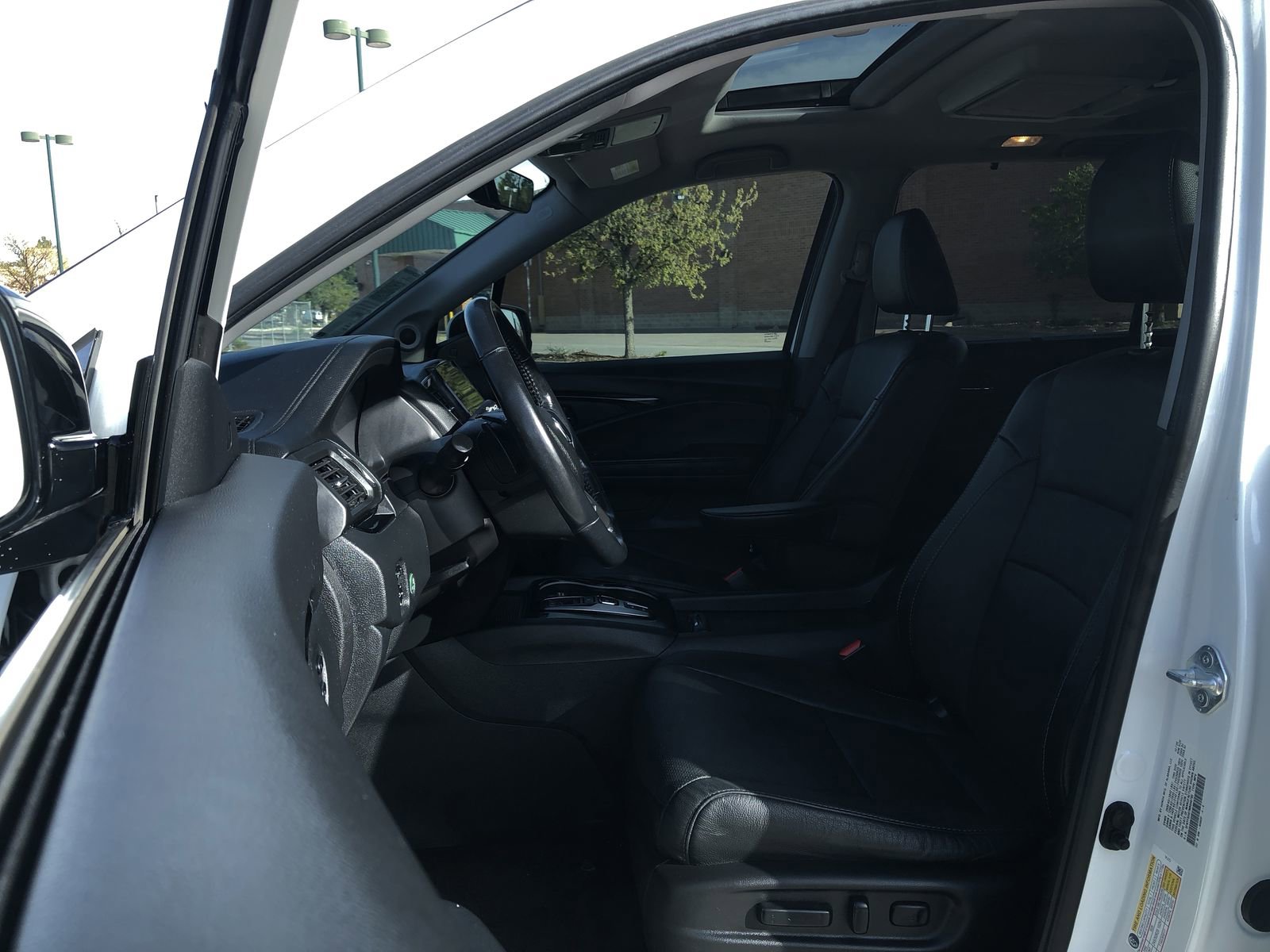Used 2021 Honda Pilot Elite image 14