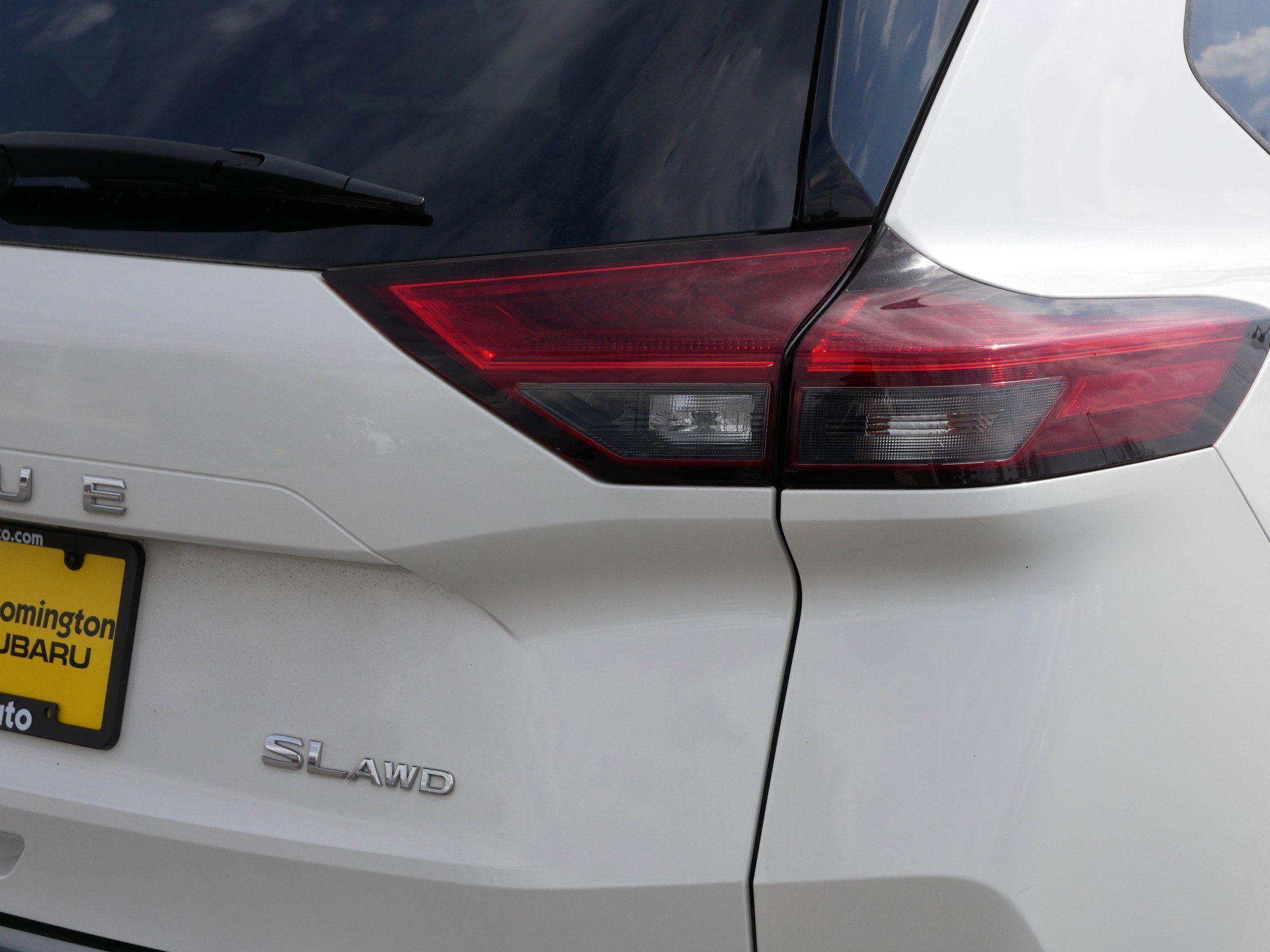 Used 2023 Nissan Rogue SL w/ SL Premium Package image 17
