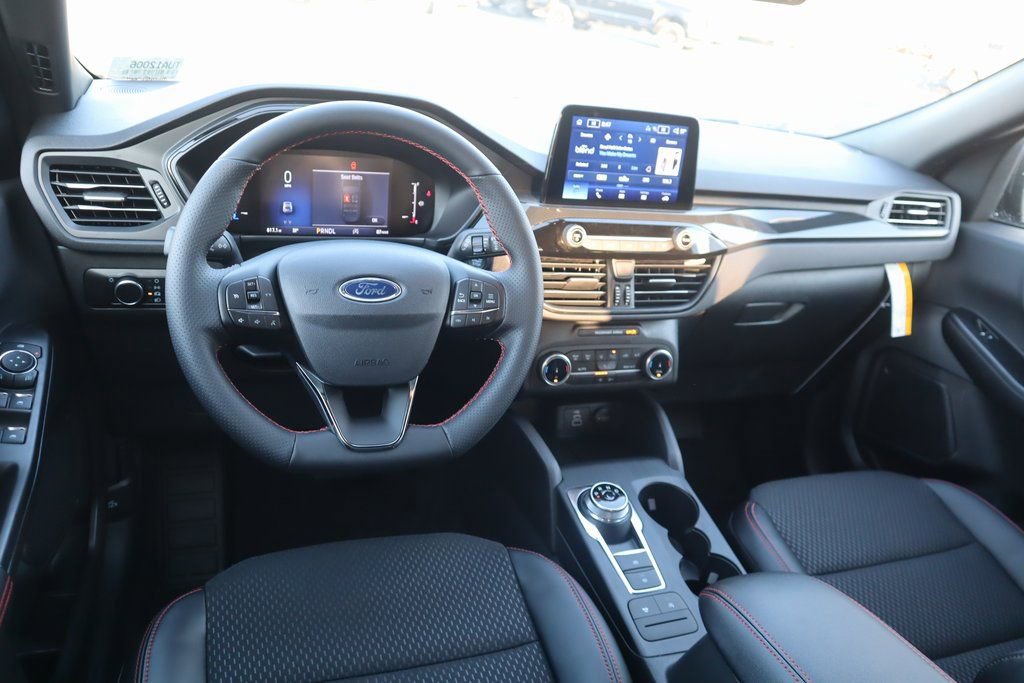 New 2026 Ford Escape ST-Line image 2