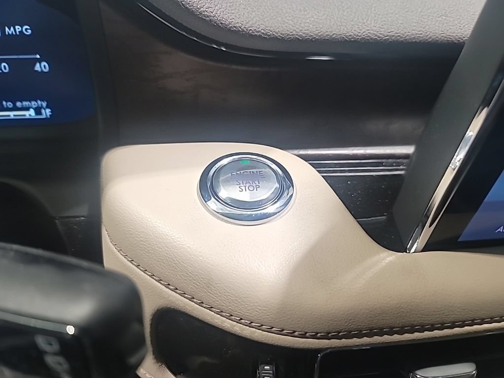 Used 2022 Lincoln Aviator Reserve w/ Equipment Group 201A RWD image 30