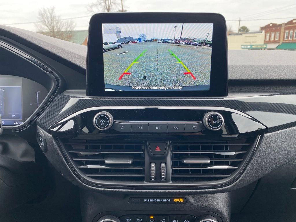 Used 2025 Ford Escape ST-Line image 15