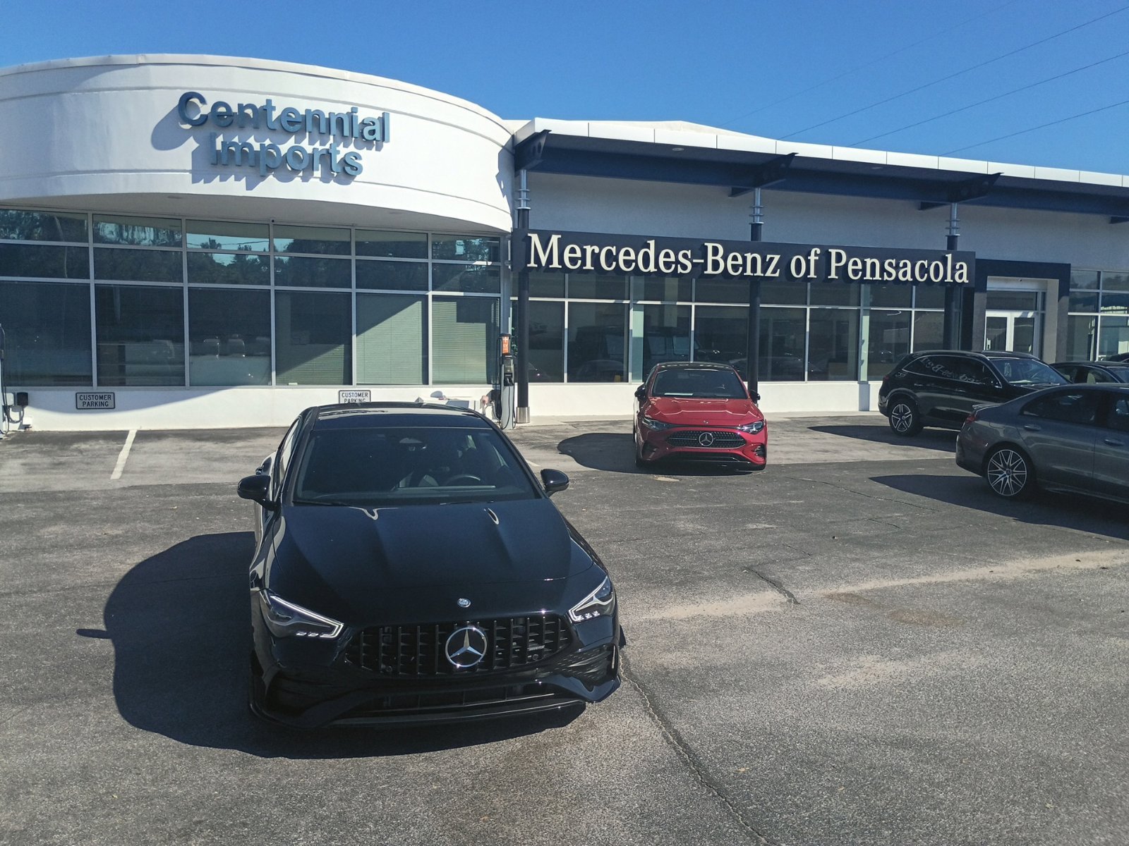 Used 2025 Mercedes-Benz CLA 35 AMG 4MATIC image 1