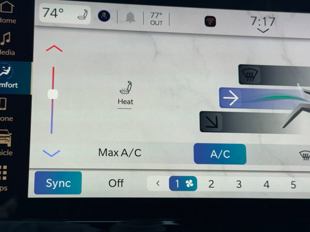 New 2026 Jeep Cherokee Laredo image 23