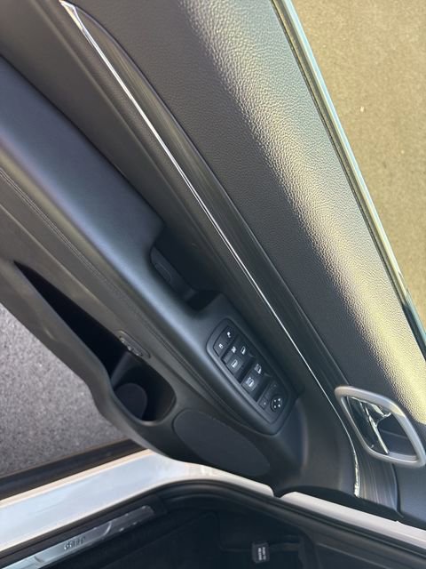 Used 2021 Jeep Grand Cherokee Limited image 21