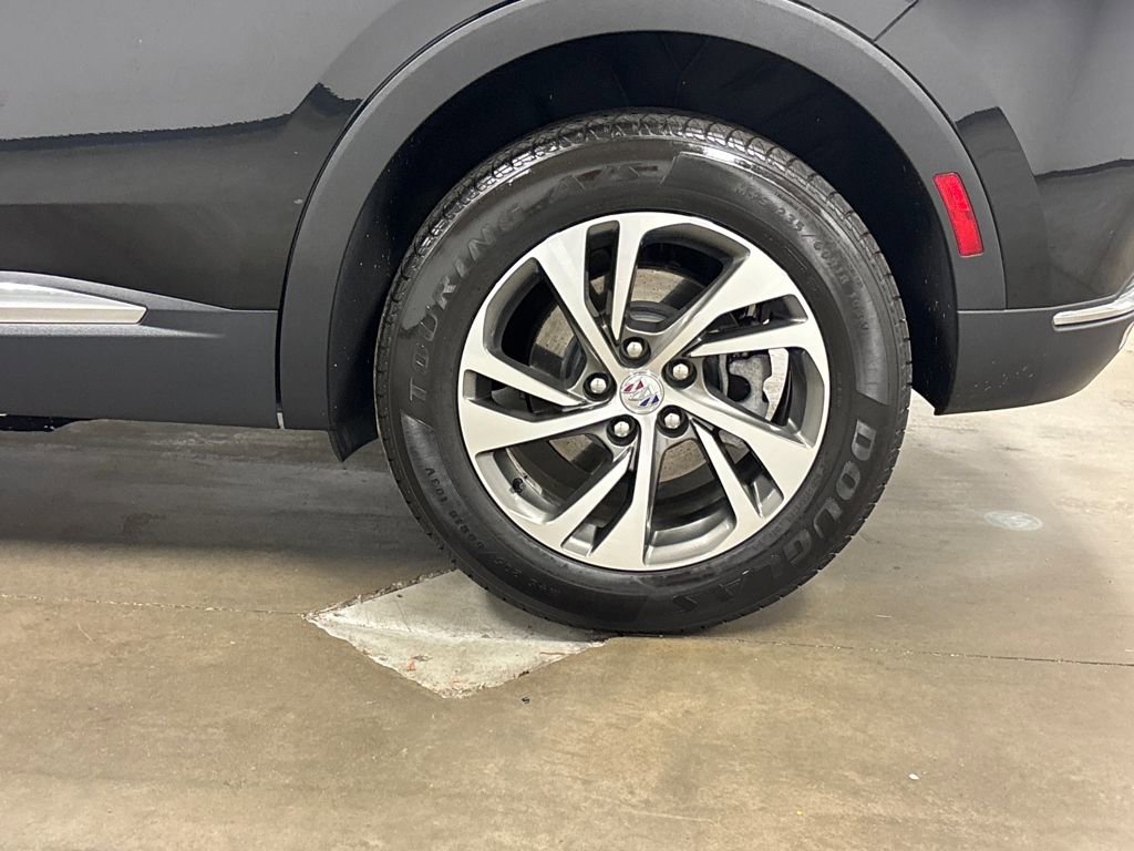 Used 2023 Buick Envision Essence image 14