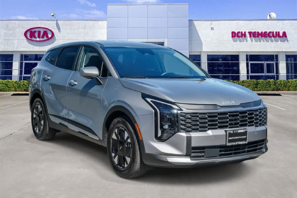 Certified 2026 Kia Sportage LX FWD image 3