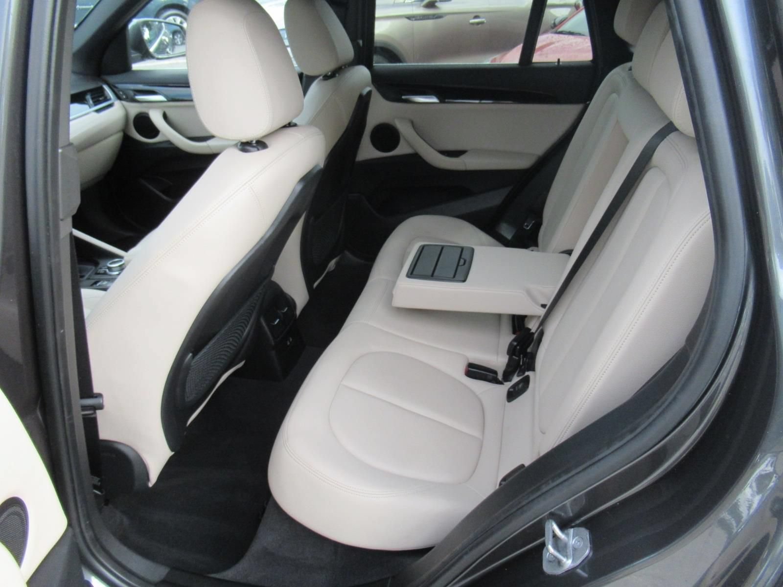 Used 2022 BMW X1 sDrive28i w/ Premium Package FWD image 33