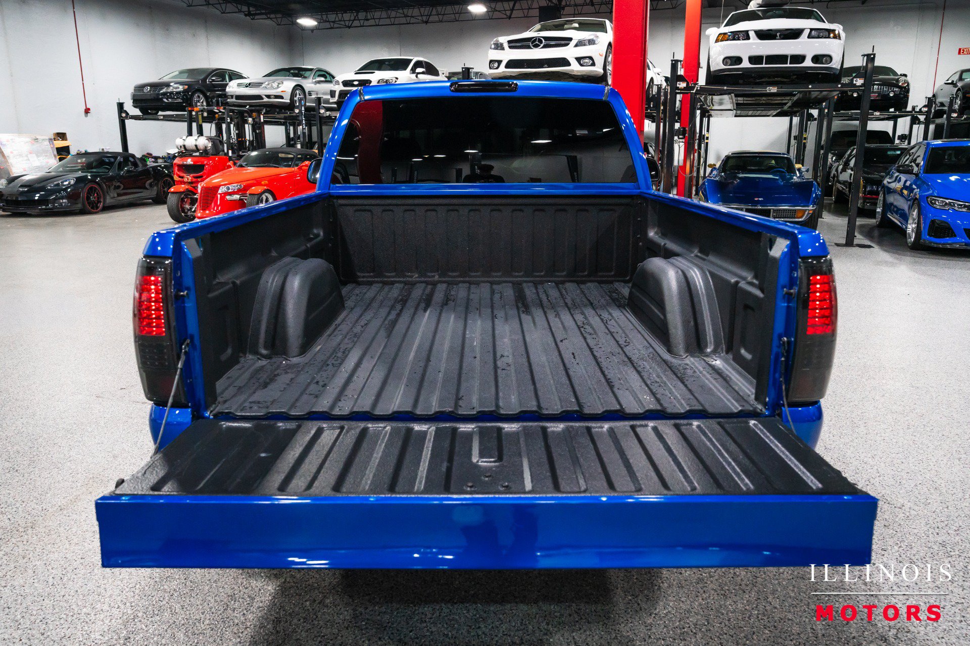 Used 2003 Chevrolet Silverado 1500 2WD Regular Cab w/ Exterior Appearance Pkg image 14