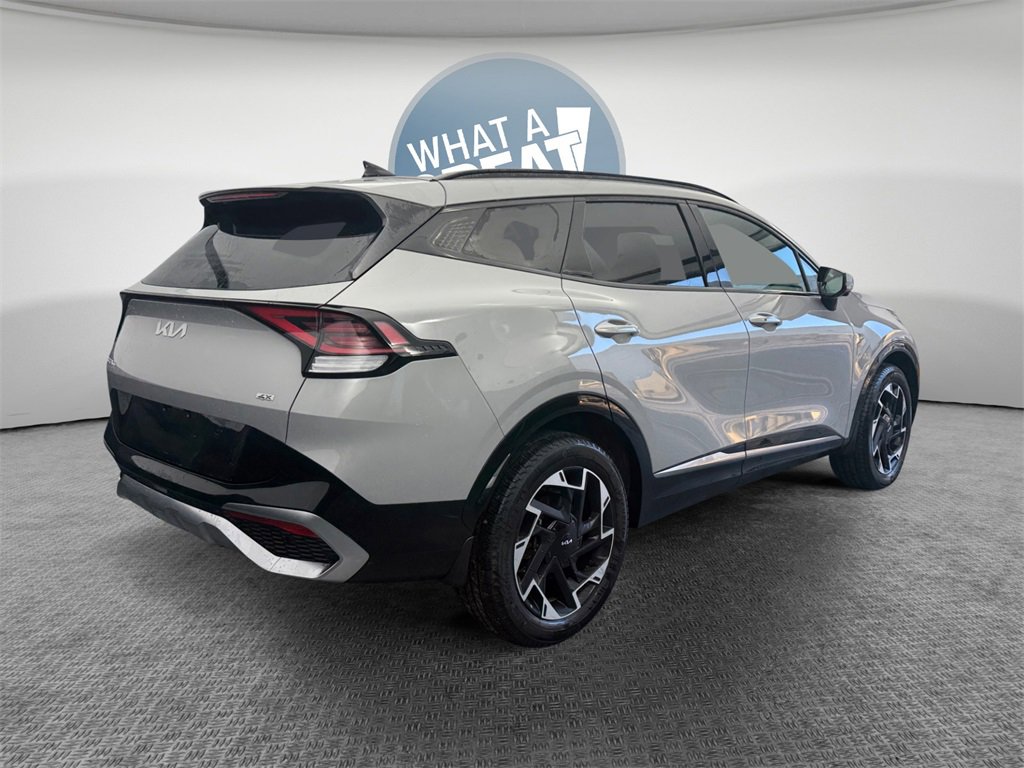 Used 2025 Kia Sportage SX image 3
