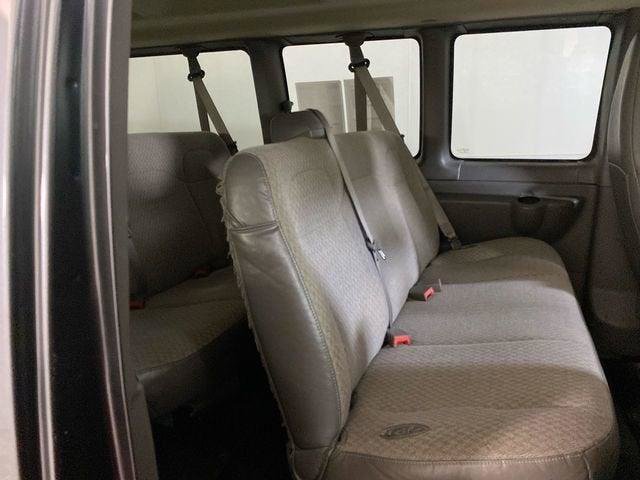 Used 2016 Chevrolet Express 3500 LT w/ LT Preferred Equipment Group RWD image 33
