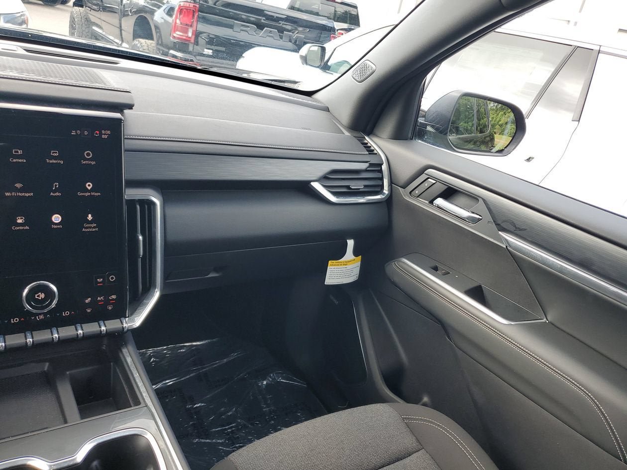 New 2026 GMC Acadia Elevation FWD image 15