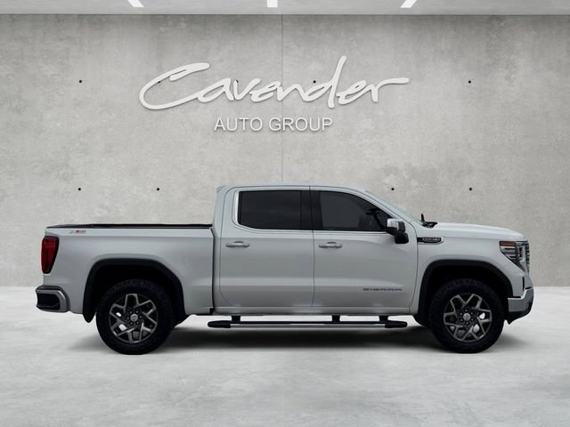 Certified 2022 GMC Sierra 1500 SLT w/ SLT Convenience Package image 17