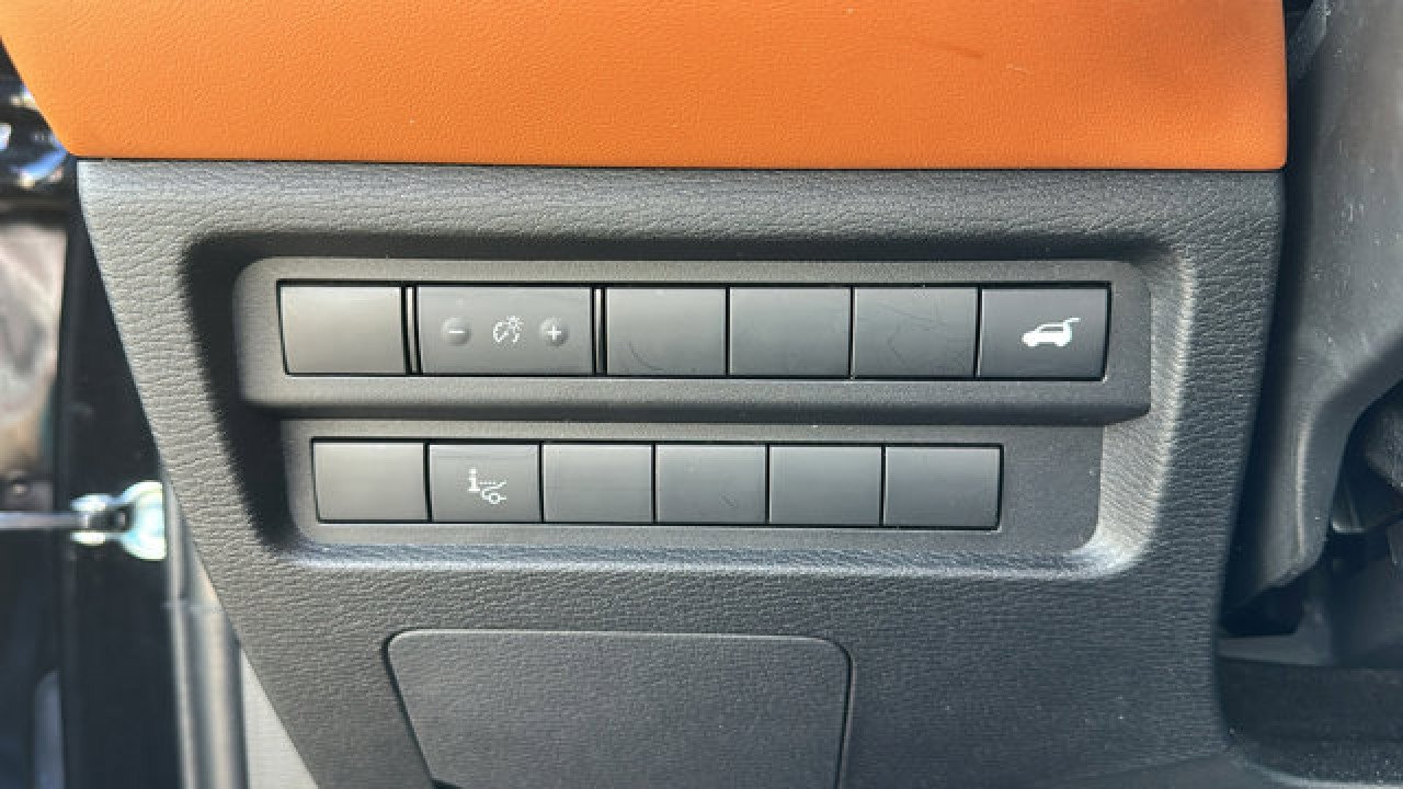 Used 2022 Mitsubishi Outlander SEL image 16