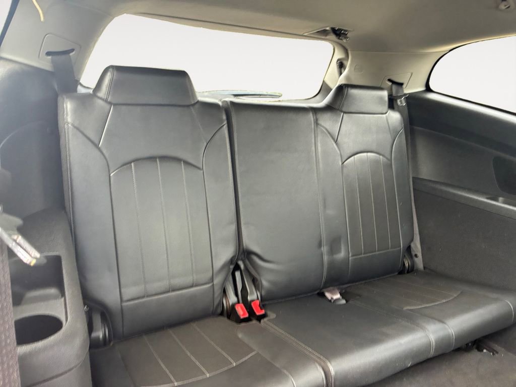 Used 2016 Chevrolet Traverse LTZ w/ LPO, 'HIT The Road' Package image 16