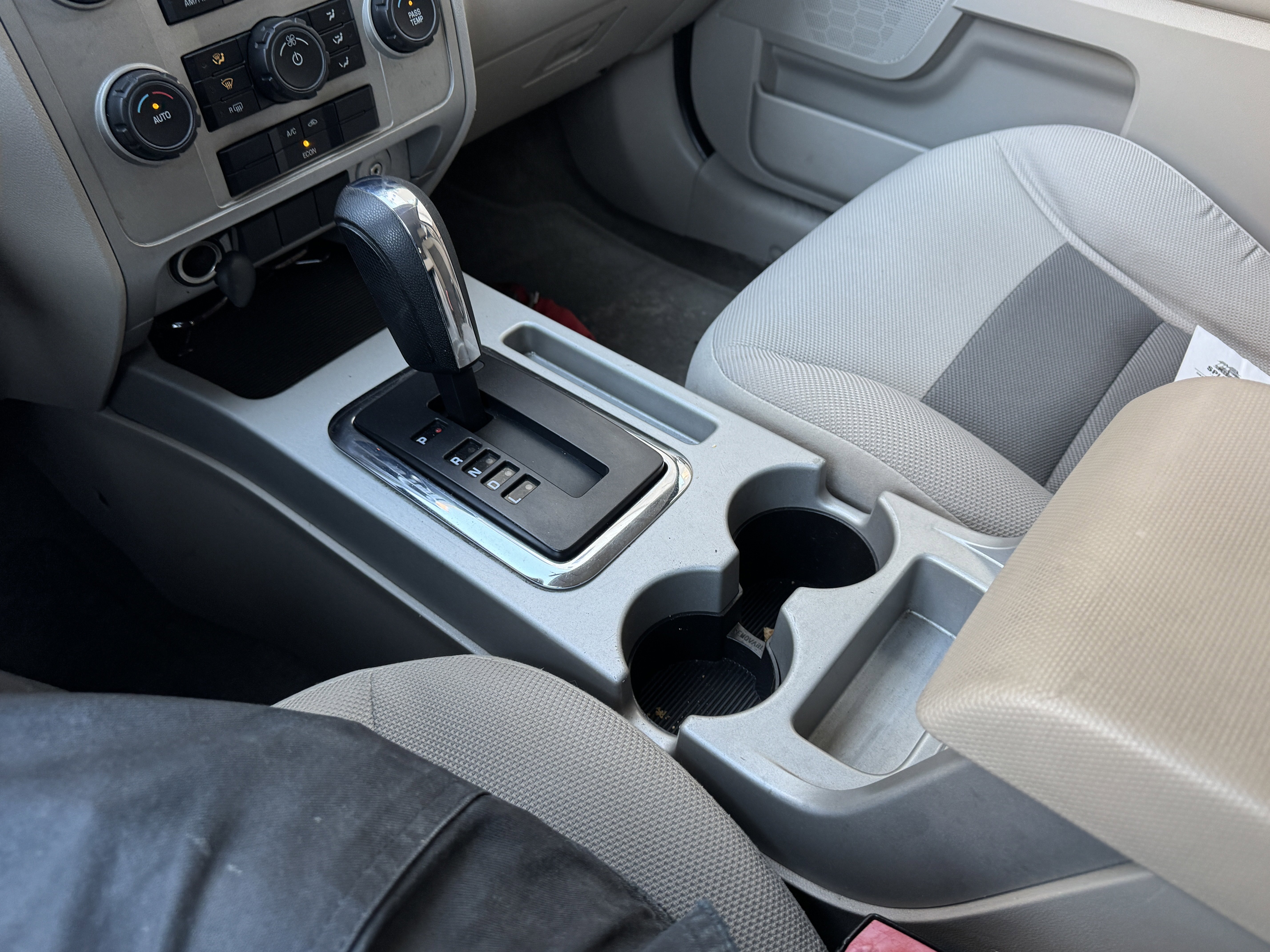 Used 2008 Ford Escape 4WD Hybrid image 22